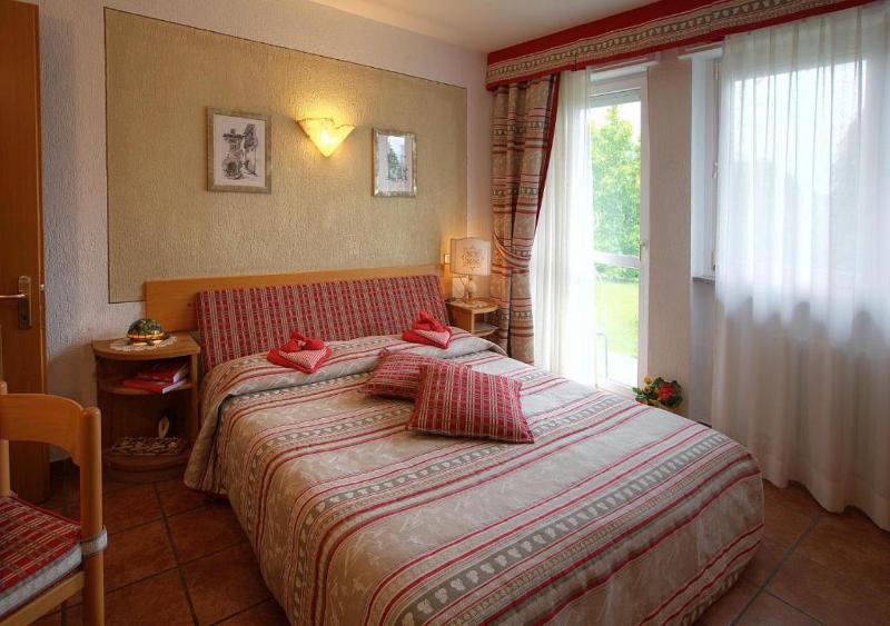 Double Room with Terrace image 4