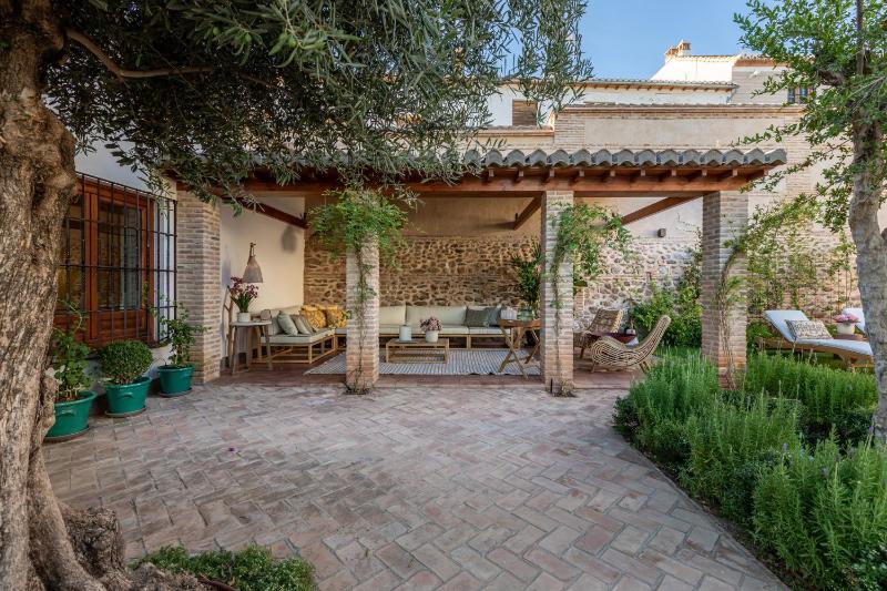 ChezmoiHomes Carmen de Apperley - image 2