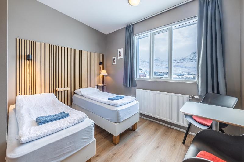 Deluxe Double or Twin Room with Ocean View image 1