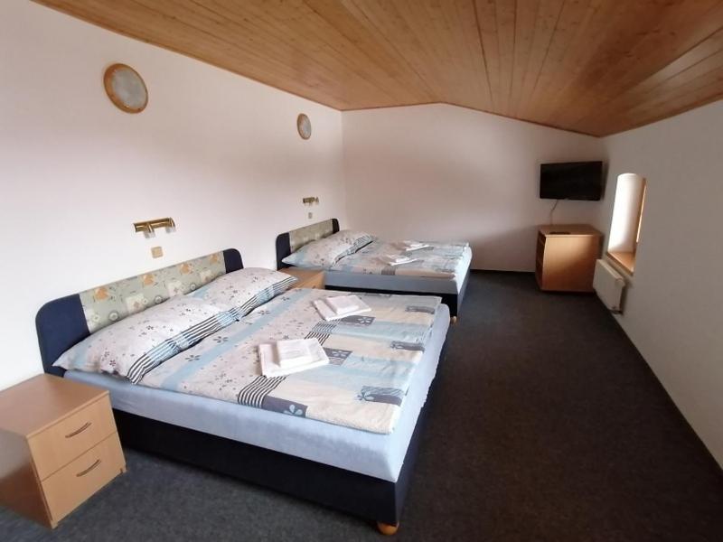 Family Room with Private Bathroom image 1