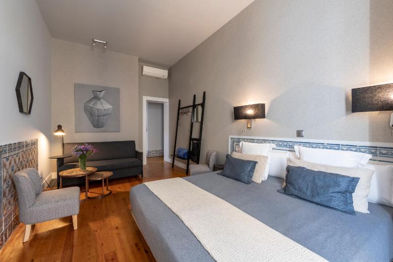 Studio Apartment image 4