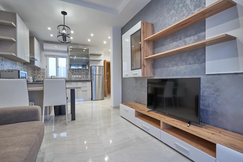 Full Sun Getaway APT Sliema - 1BR Images