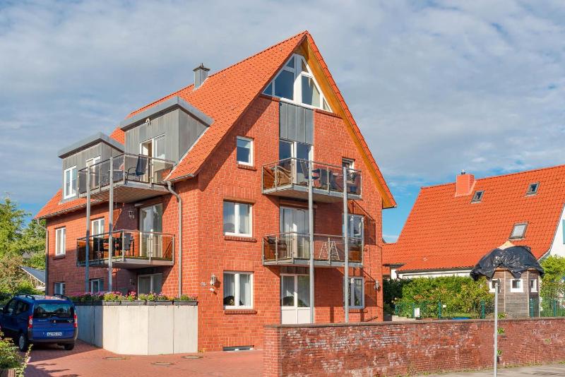 Two-Bedroom Apartment with Balcony image 3