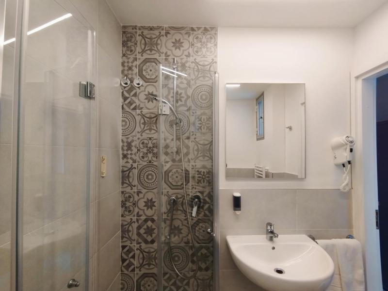 Superior Double Room image 2