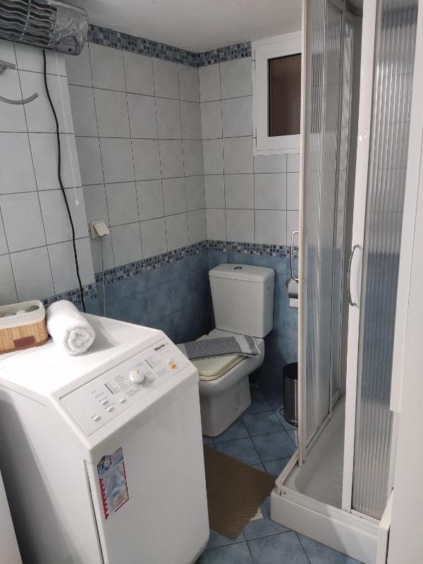 Georgia apartment - image 6