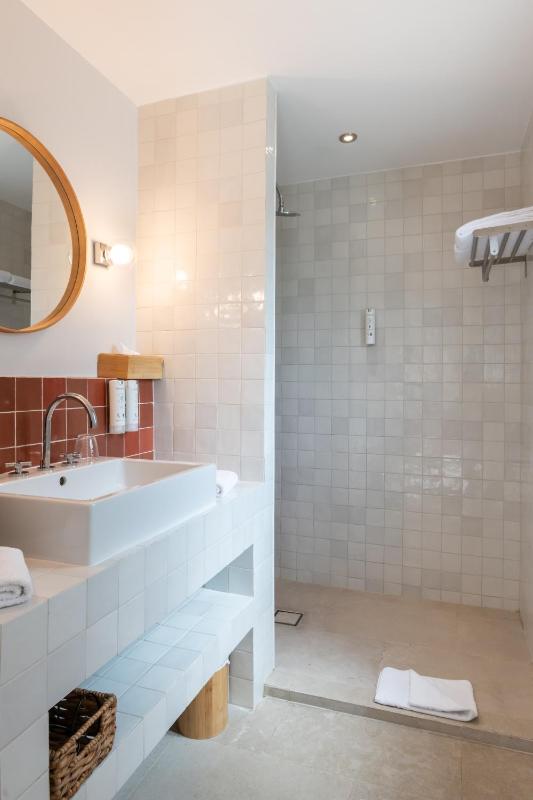 Superior Double Room image 2