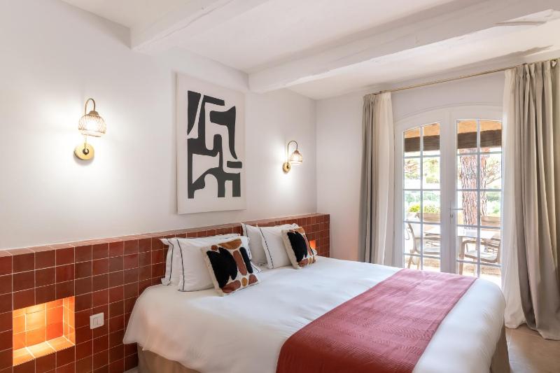 Superior Double Room image 3