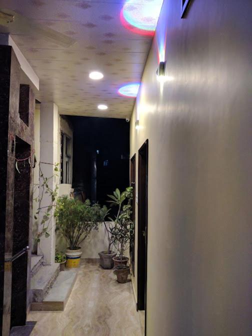 MYE Home stay near golden temple - image 14