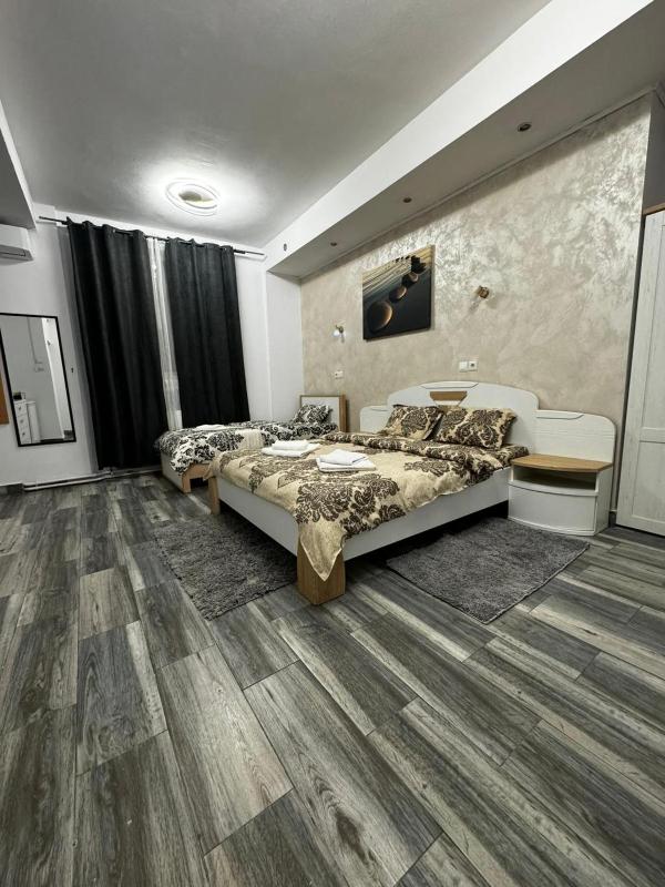 Deluxe Triple Room image 1