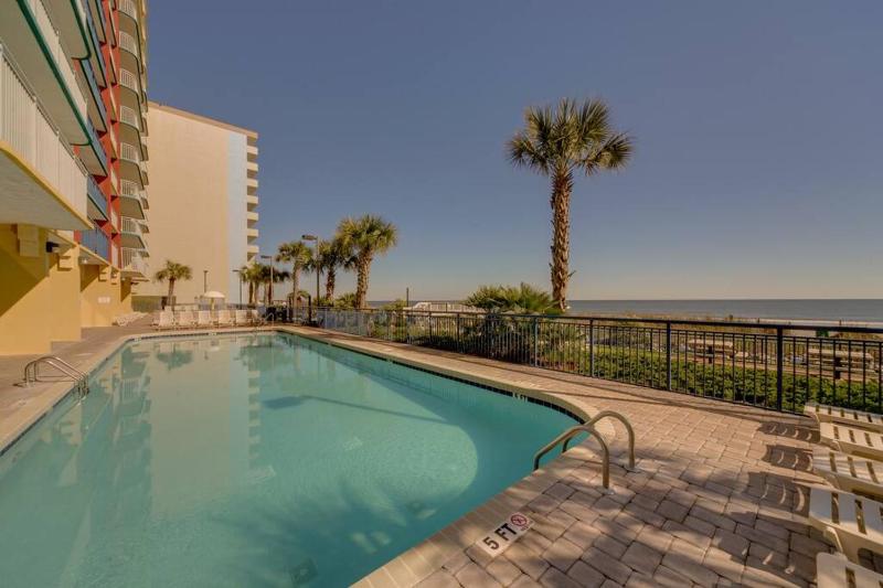 ** March Specials ** Beautiful Efficiency Condo in Ocean Front Building - image 19