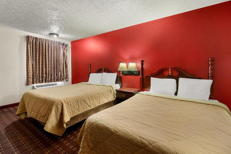 2 Double beds - Non Smoking image 3
