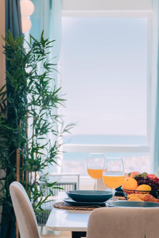 Sea view gem in Torremolinos - image 19