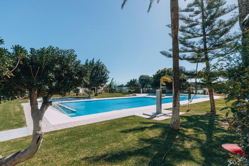 Sea view gem in Torremolinos - image 16
