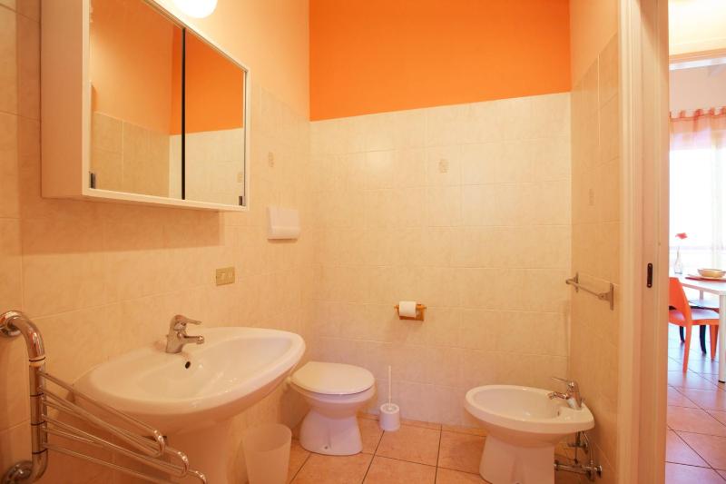 Studio Apartment image 3