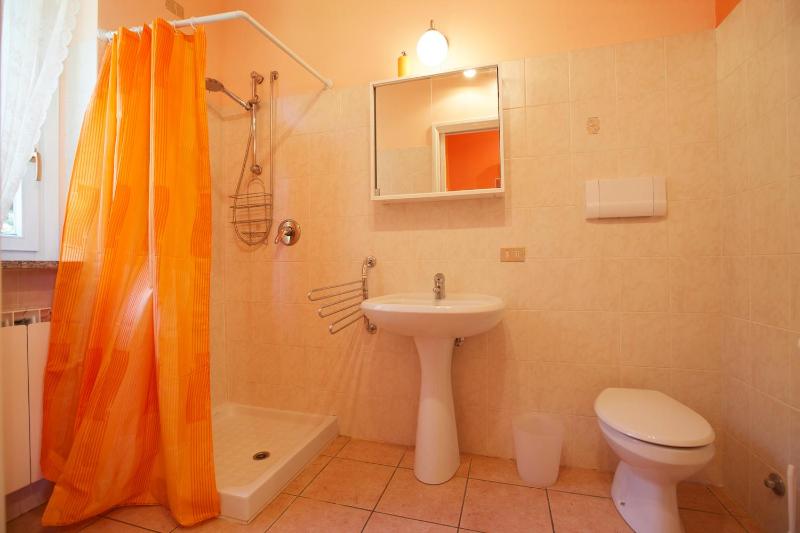 Studio Apartment image 2