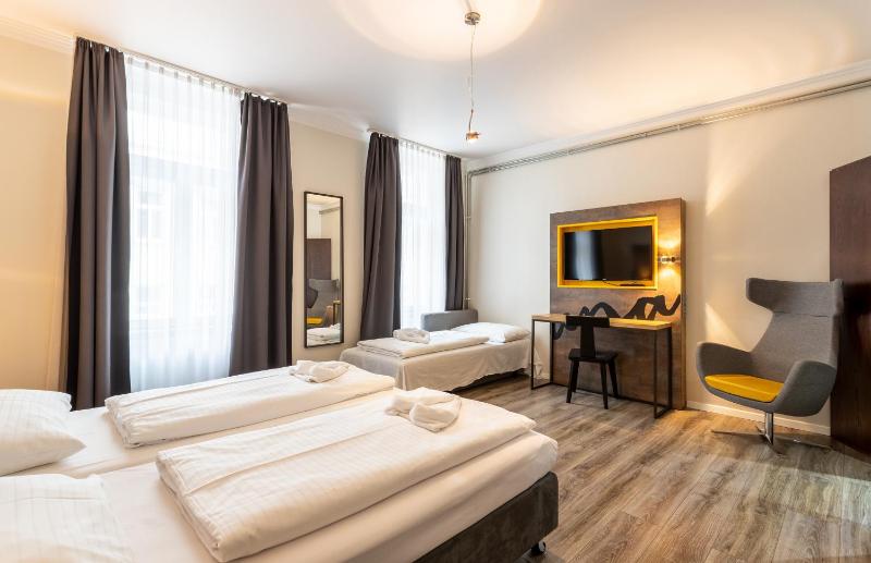 Superior Triple Room