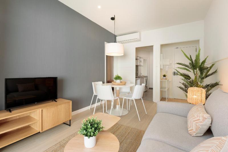 Two-Bedroom Apartment with Terrace image 3