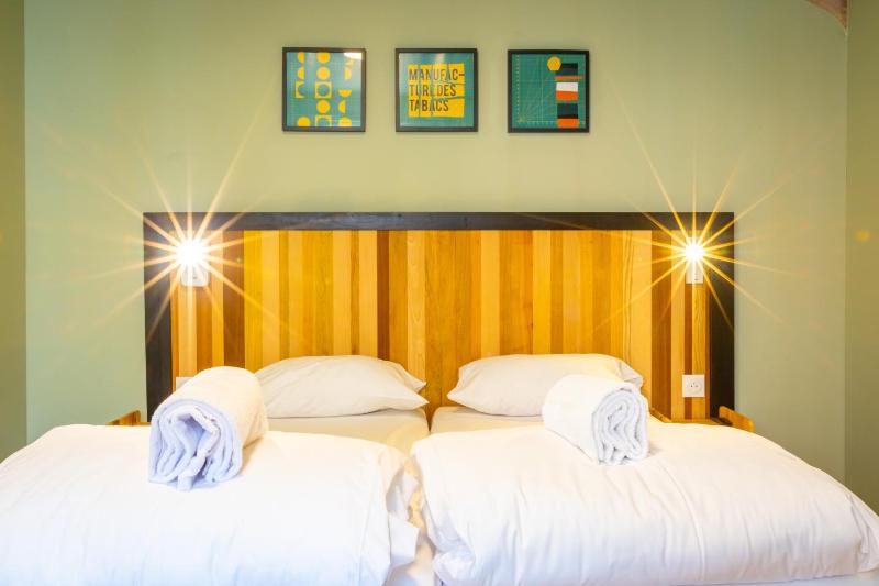 Double or Twin Room image 3