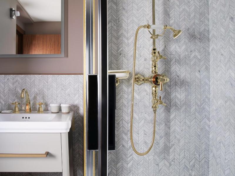 Superior Double or Twin Room image 4