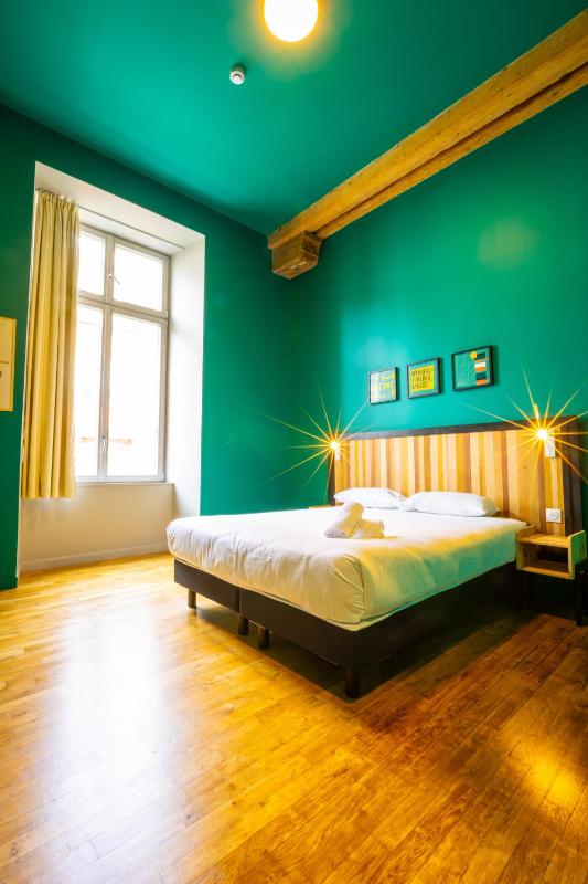 Double or Twin Room image 4