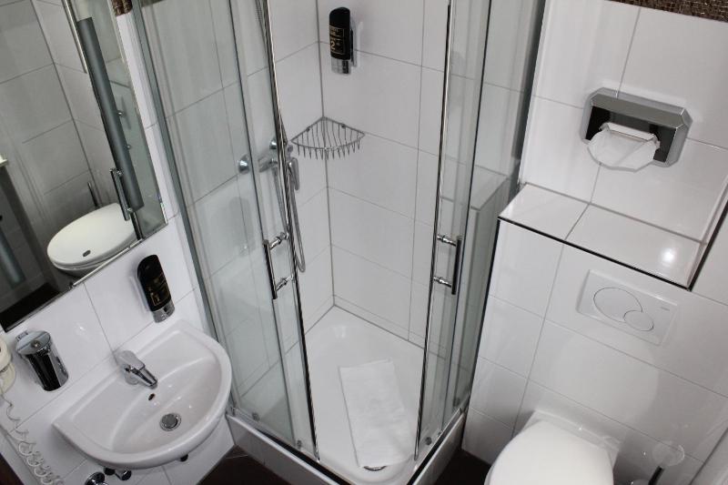 Single Room image 1