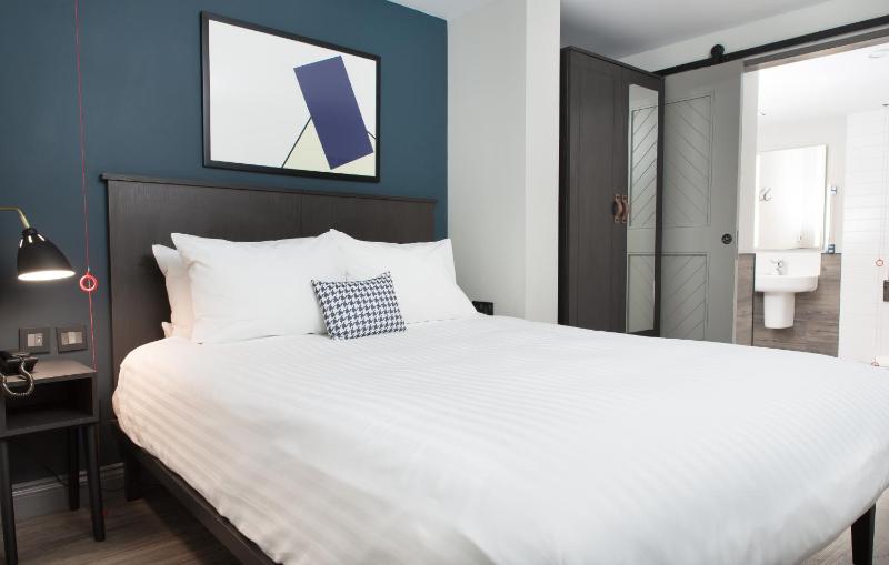 Accessible, Studio, 1 Double image 1