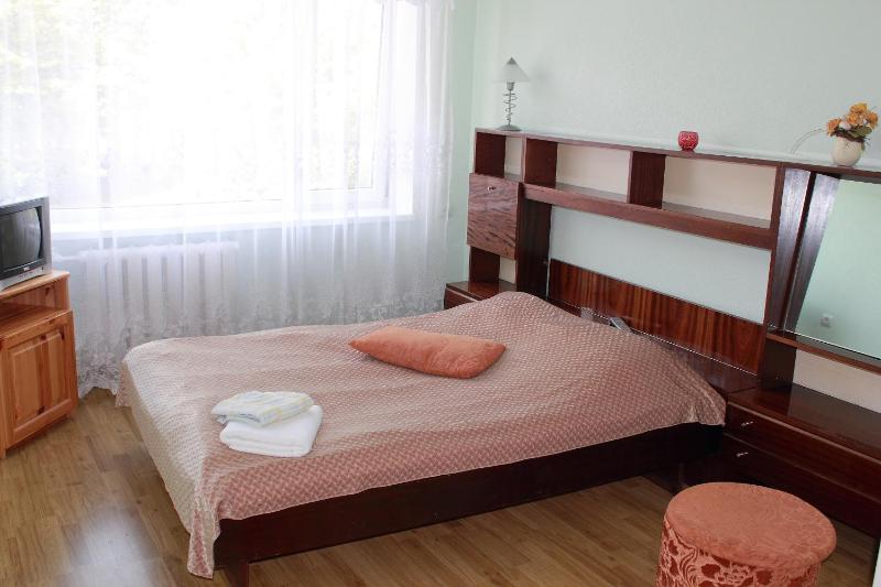 Deluxe Double Room with Shower image 3