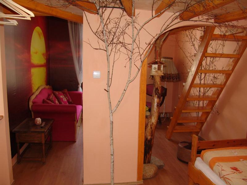 Quadruple Room with Private External Bathroom image 2