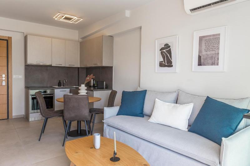 Cubes Living Athens Goudi - image 2