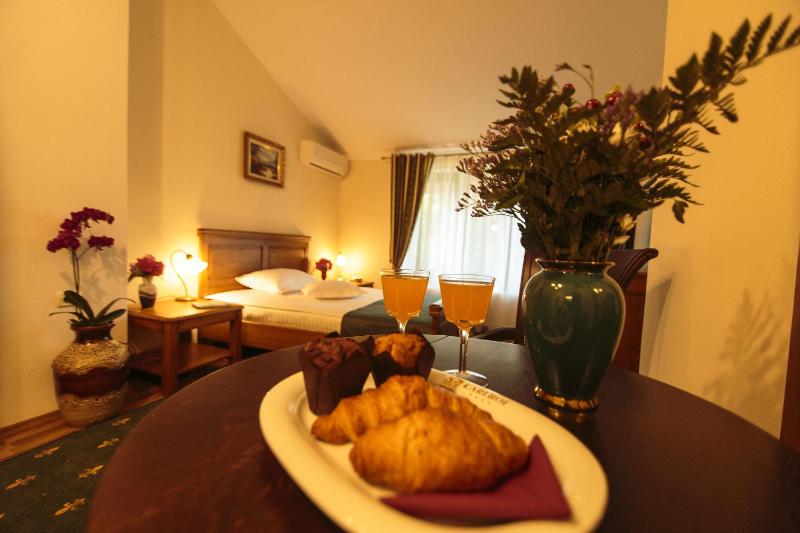 Deluxe Single Room image 3