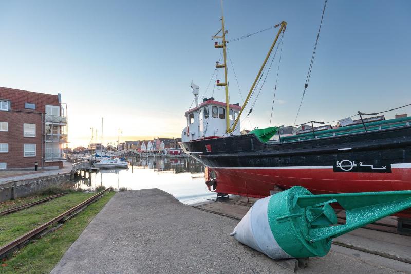 Ferienwohnung Hafen-Zeit direkt am Husumer Hafen - image 5