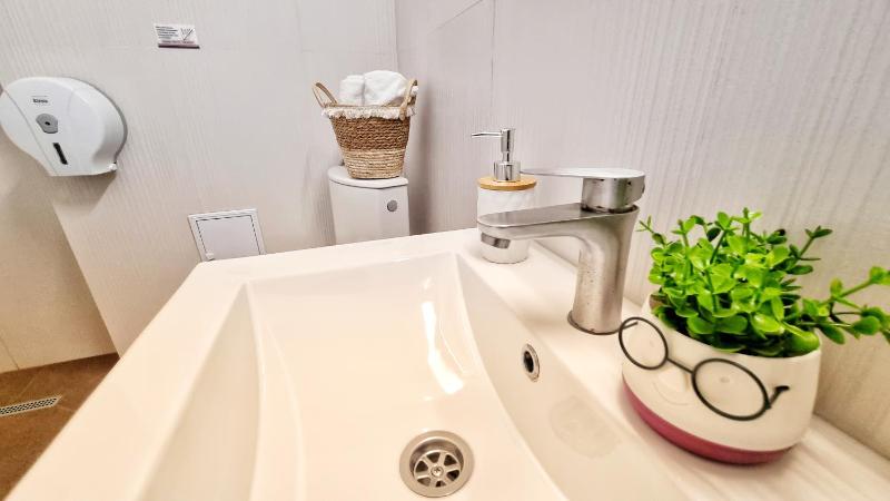 KYD VILA - Studiouri si Apartamente la 100m de Plaja Debarcader - image 43