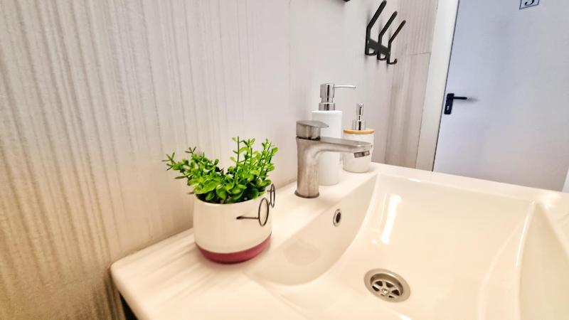 KYD VILA - Studiouri si Apartamente la 100m de Plaja Debarcader - image 47