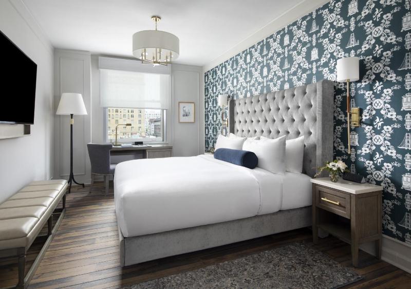 King Room image 1