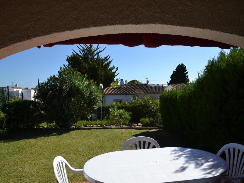 Casa con Jardin Piscina y Terraza a 3 km de la Playa de L'Estartit - ES-323-1 - image 16