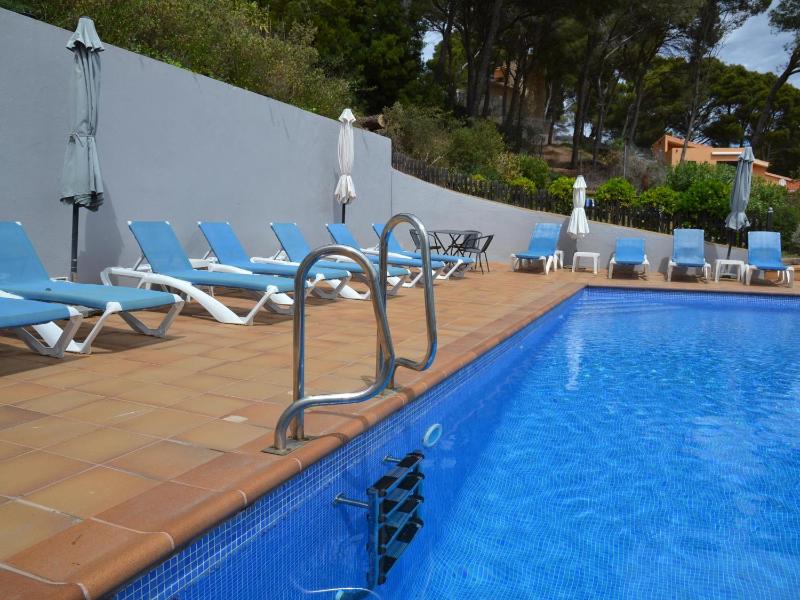 Apartamento de 2 habitaciones en L'Estartit con piscina y aire acondicionado - ES-323-13 - image 5