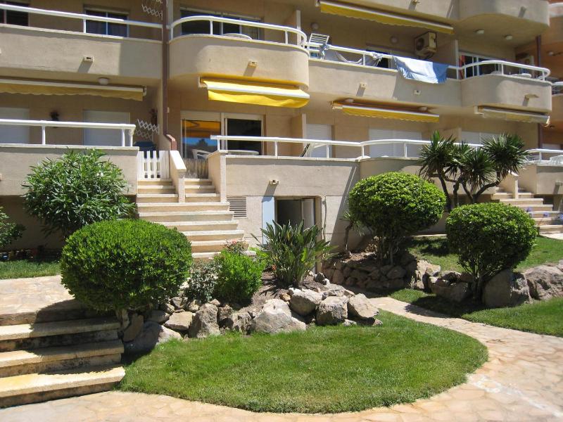 Estudio renovado con acceso directo a la playa piscina y jardín en L'Estartit - ES-323-35 - image 2