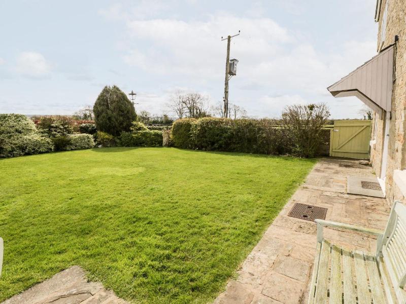 Woodlands Cottage - image 12