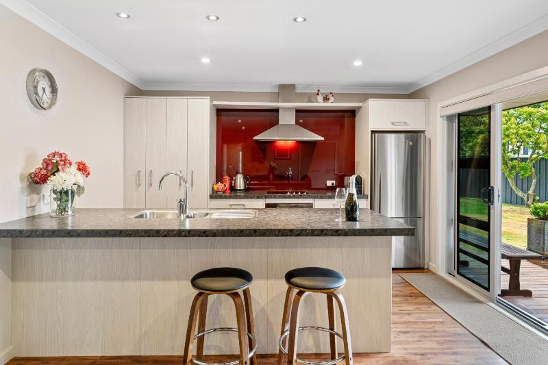 Bach 32 - Taupo Holiday Home - image 25