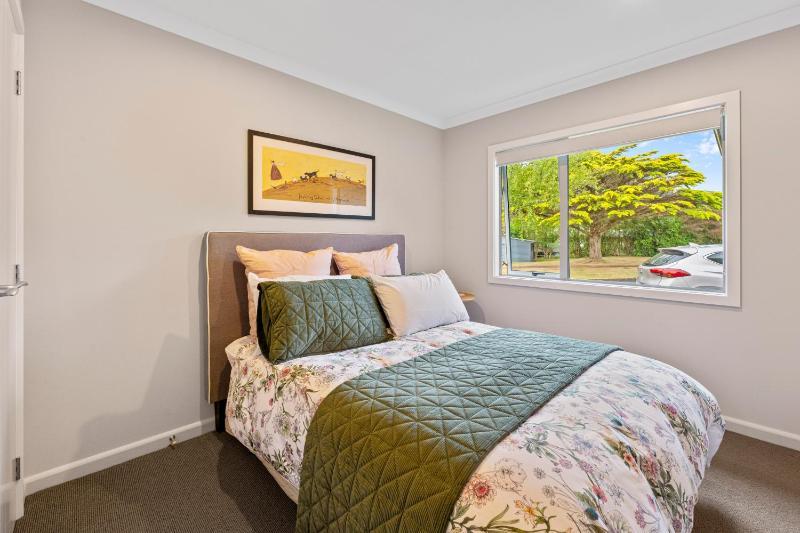 Bach 32 - Taupo Holiday Home - image 2