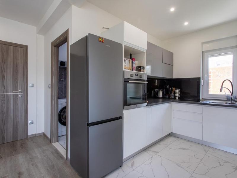 Apartments with parking space Kastel Stari Kastela - 22590 - image 4