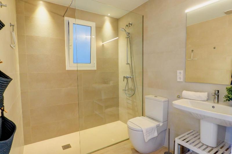 Sebastian Patio by Hello Homes Sitges - image 9
