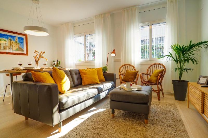 Sebastian Patio by Hello Homes Sitges - image 2