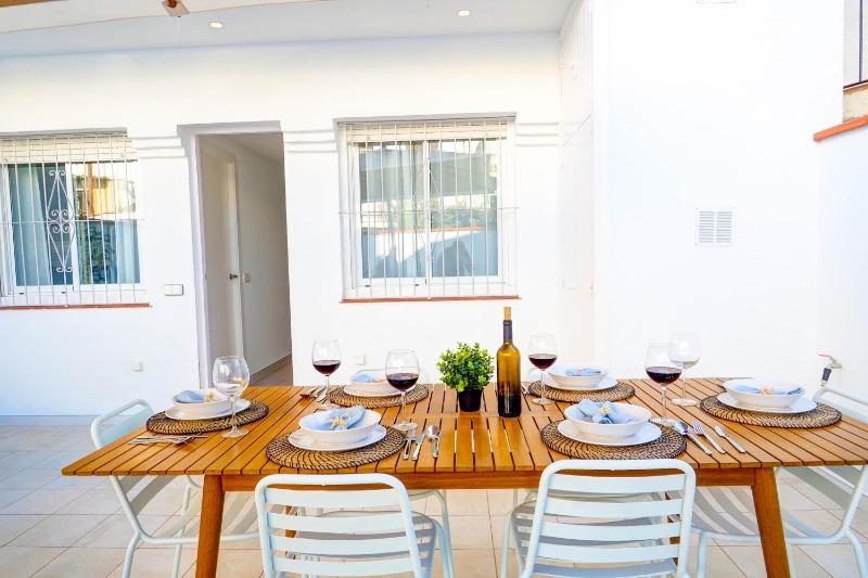 Sebastian Patio by Hello Homes Sitges - image 11