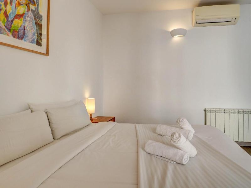 The Lilium Apartment by Hello Homes Sitges - image 36