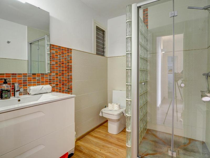The Lilium Apartment by Hello Homes Sitges - image 17