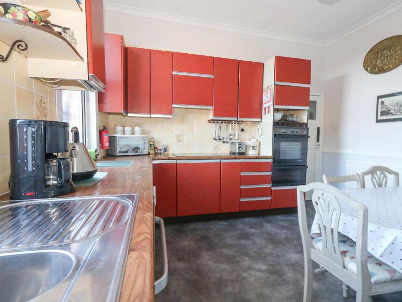 Victorian Town House - image 11
