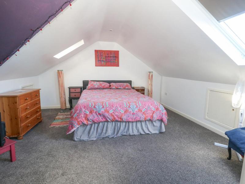 Victorian Town House - image 20