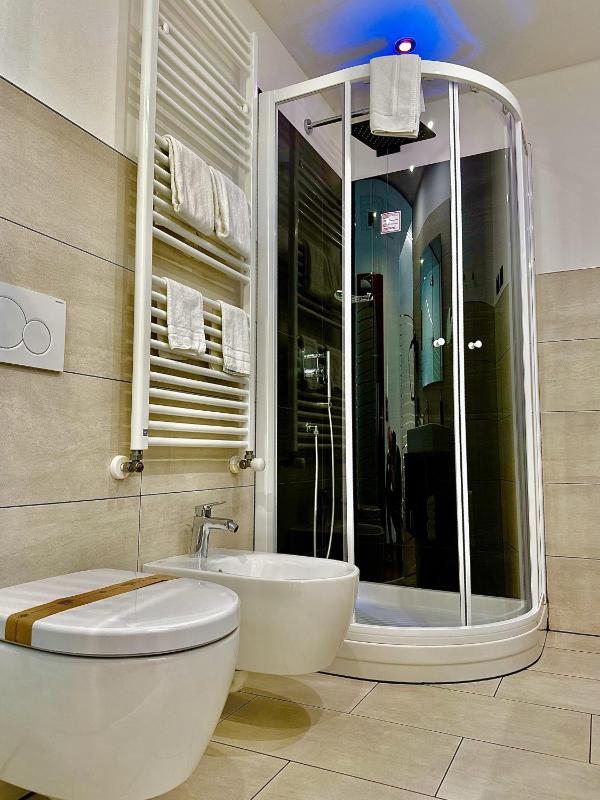 Superior Double Room image 4
