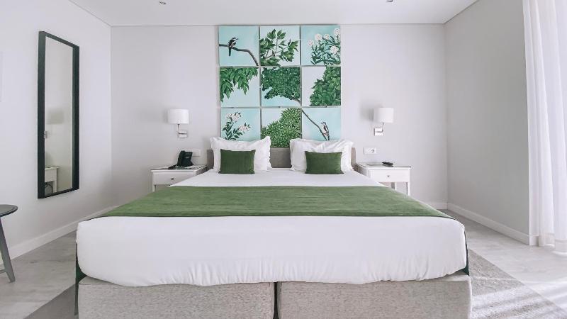 Premium Double Room image 1